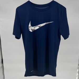 Nike The Nike Tee mens navy blue short sleeve t-shirt logo size S.